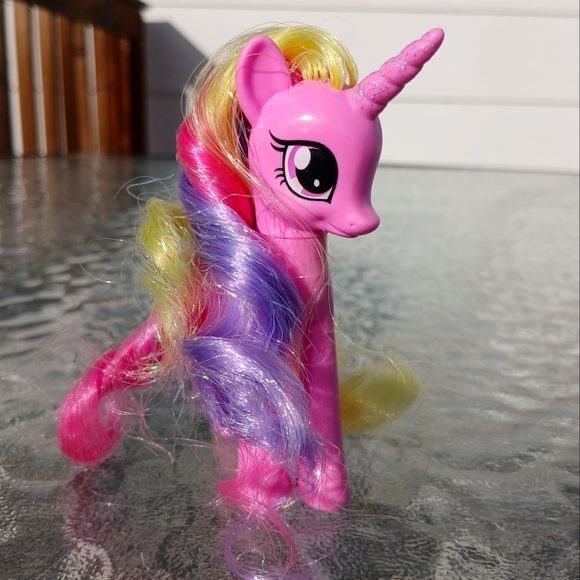 Princess Cadence sparkly brushable MLP G4 - Picture 4 of 10